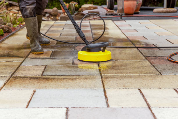 Best Pool Deck Cleaning in Victoria, MN